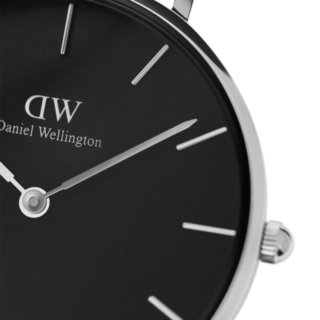 Đồng Hồ Daniel Wellington Classic Black Petite Sterling 32mm DW00100162