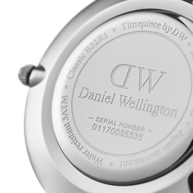 Đồng Hồ Daniel Wellington Classic Black Petite Sterling 32mm DW00100162